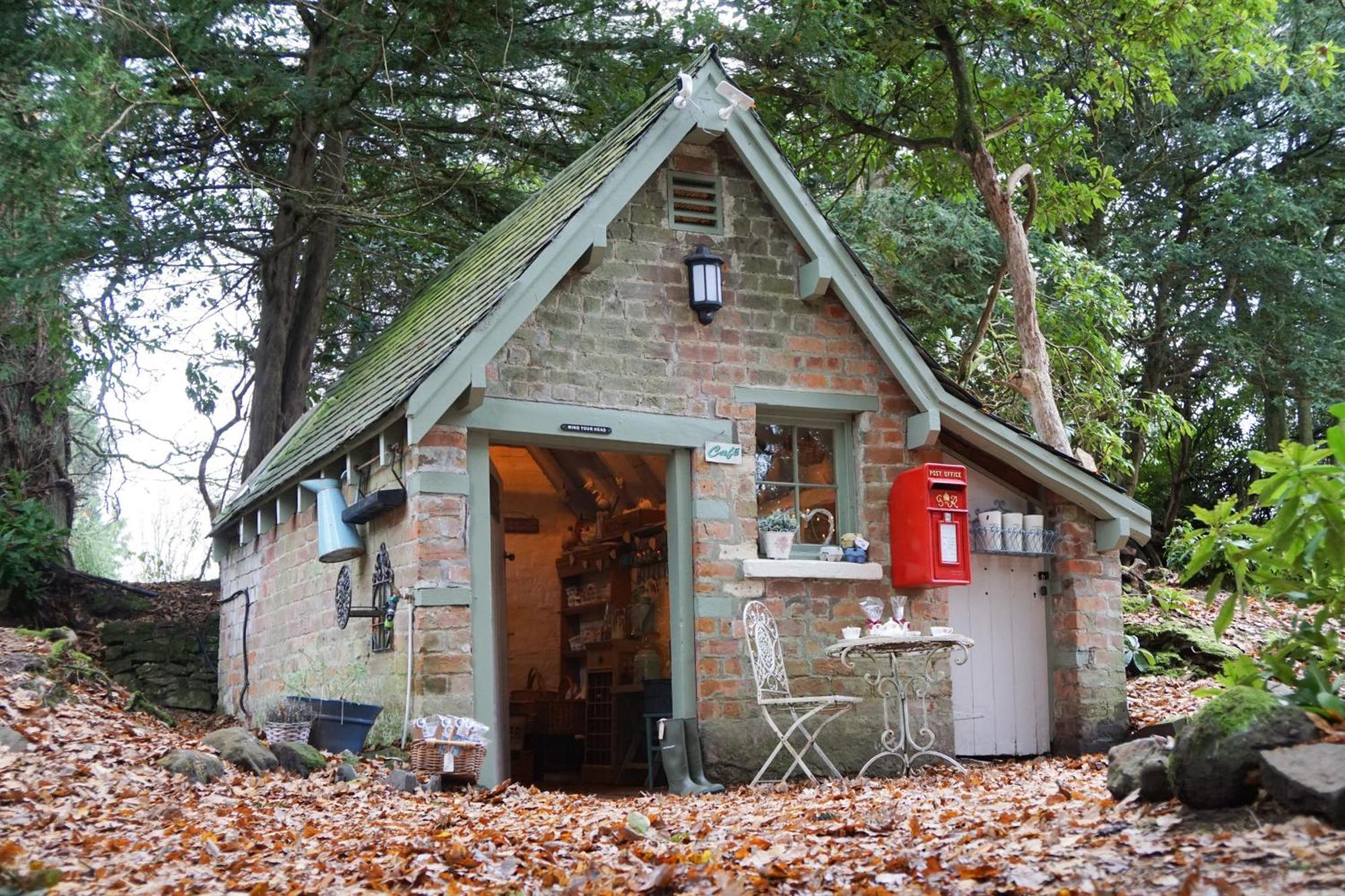 Luxury Woodland Lodge Retreat At Culdees Castle Crieff Kültér fotó