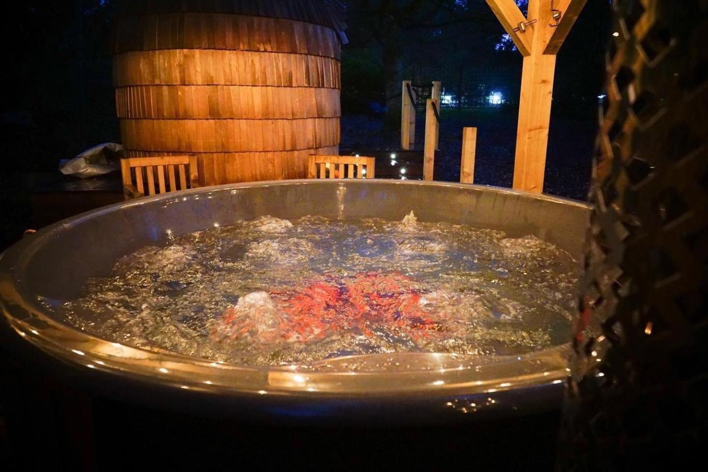 Luxury Woodland Lodge Retreat At Culdees Castle Crieff Kültér fotó